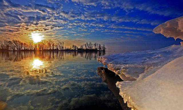 Hồ Michigan được mệnh danh là "bờ biển thứ ba " của Mỹ 