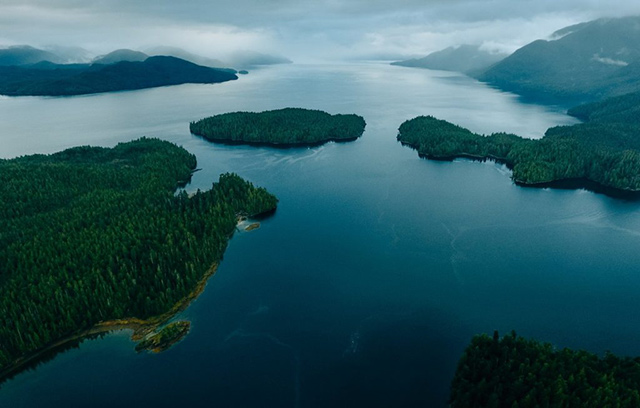 Hồ Great Bear là hồ lớn nhất tại Canada