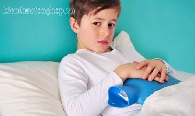 Trẻ em rất dễ nhiễm các bệnh liên quan đến đường tiêu hóa