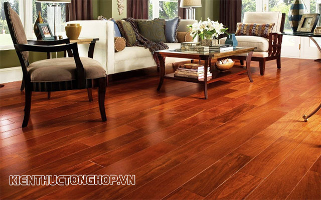 Bạn hãy chọn mua loại sàn gỗ chất lượng khi lắp đặt sàn nhà