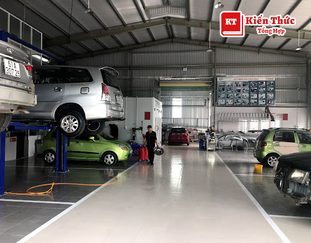 Garage ô tô Thầy Phong