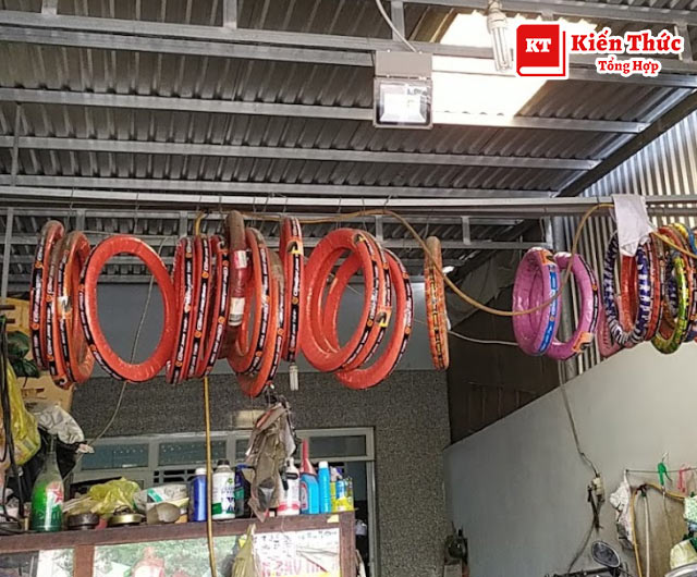 Tiệm sửa xe Tấn Cớ 