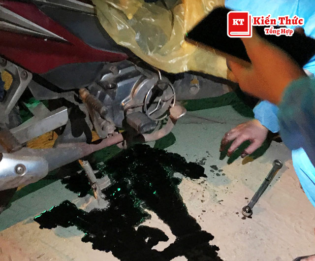 Tiệm sửa xe Trung Sơn
