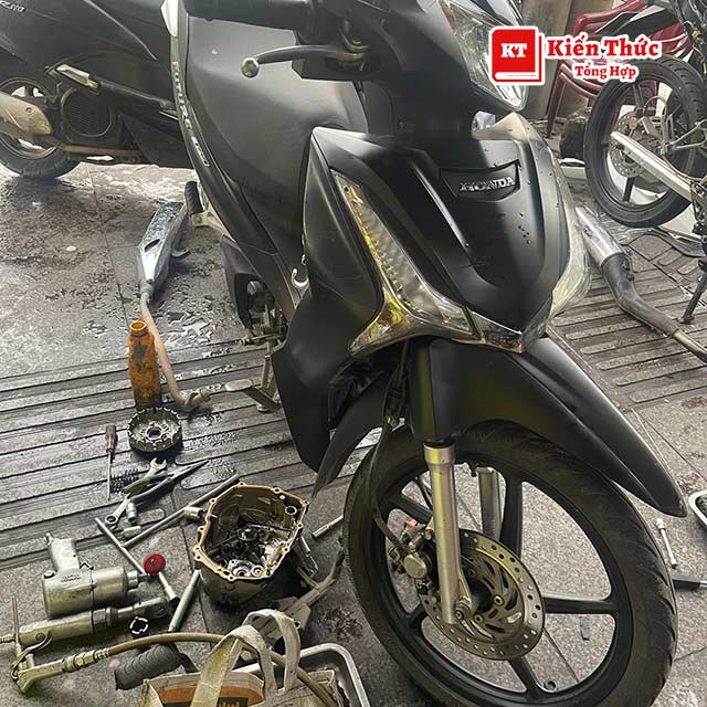 Tiệm sửa xe Phúc