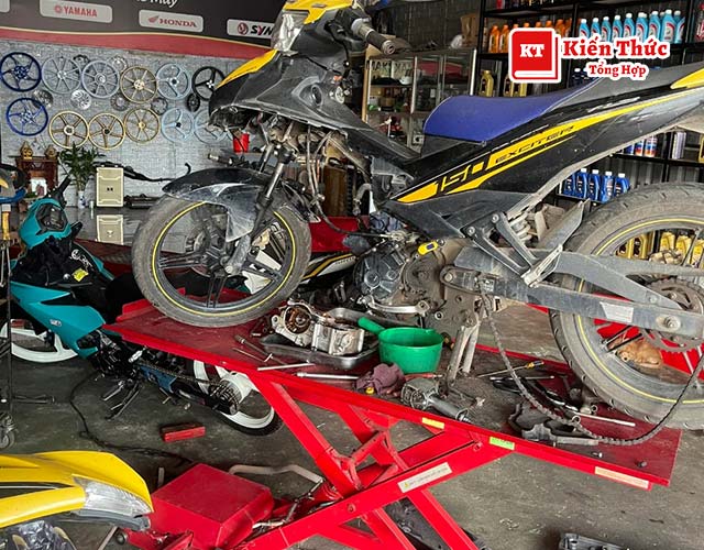 Sửa xe Hoàng Chiến