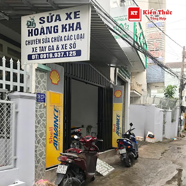 Tiệm sửa xe Hoàng Kha