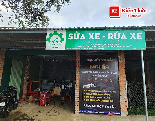 Tiệm sửa xe Nghĩa