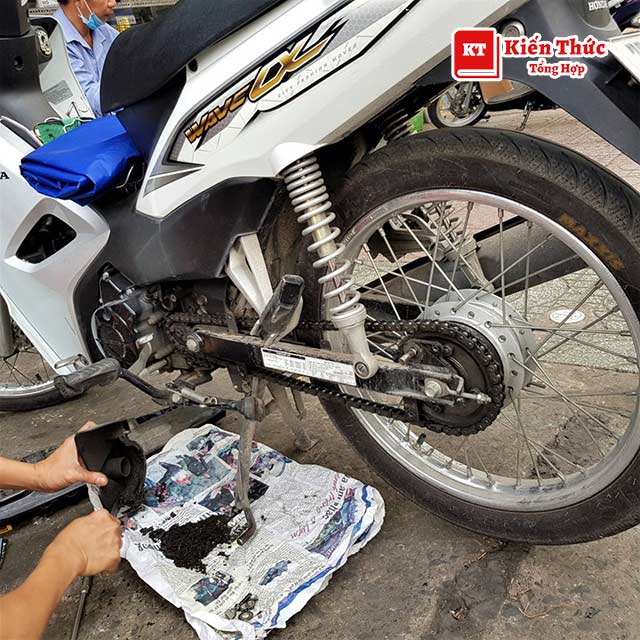 Tiệm sửa xe Ngọc Chiến