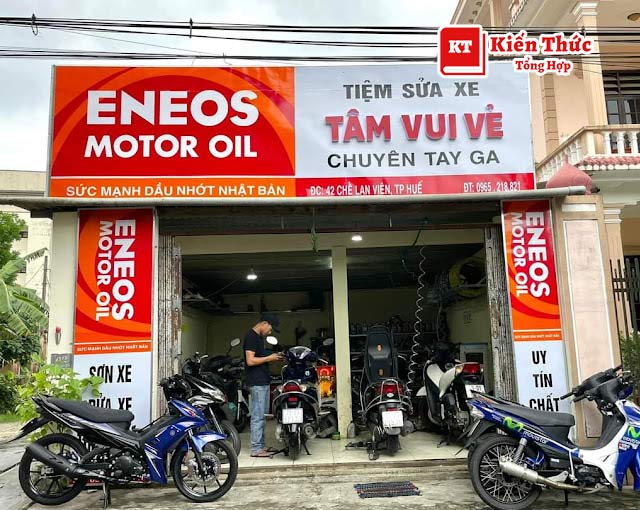 Tiệm sửa xe Tâm vui vẻ