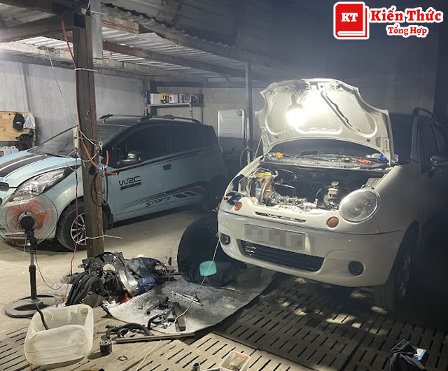Gara oto Huỳnh Hải Lý
