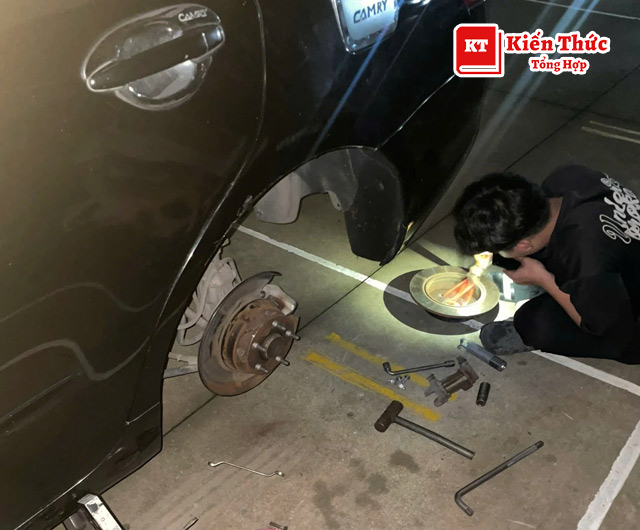Garage sửa ô tô lưu động Quận 5