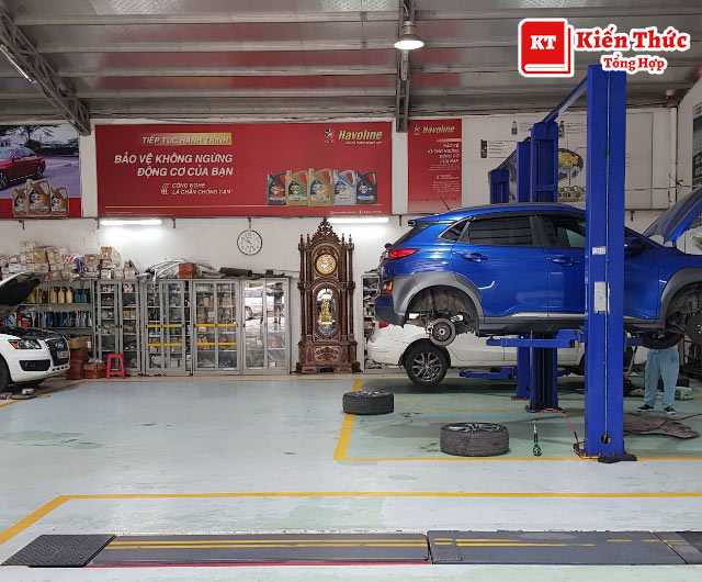 Gara ô tô Lê Văn Tạch