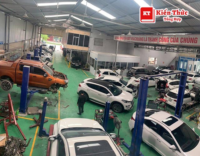 Garage ô tô Việt Phú