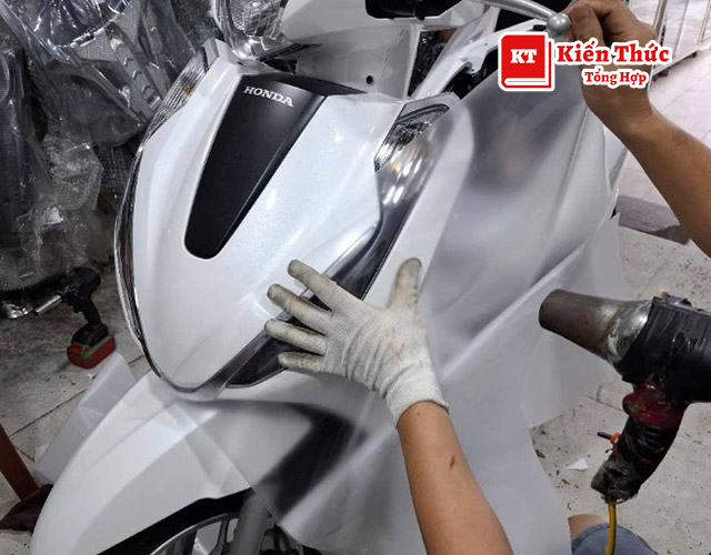 Tiệm dán decal xe Việt Cường