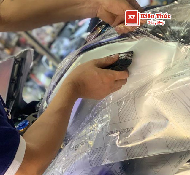 Decal Tuấn Anh