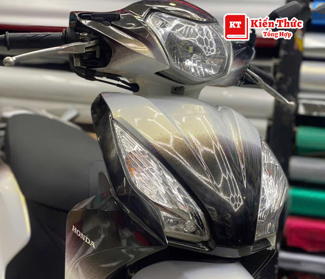 Hoàng Tơn Decal