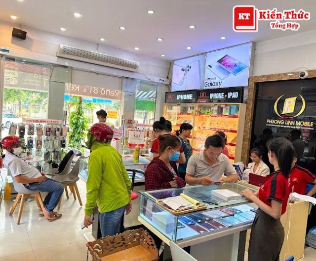 Sửa chữa điện thoại Lạng Sơn Phương Linh không gian sạch đẹp