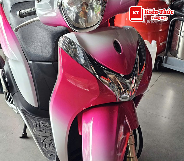 Tiệm dán keo xe 479