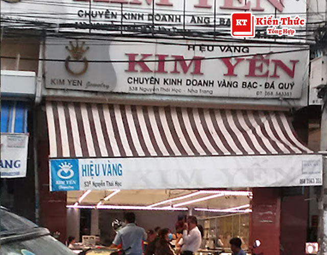 Tiệm vàng Kim Yến