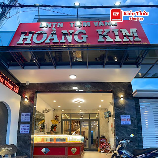 Tiệm vàng Hoàng Kim