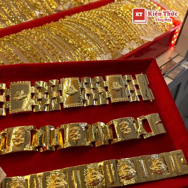 Tiệm vàng Hồng Hiệp