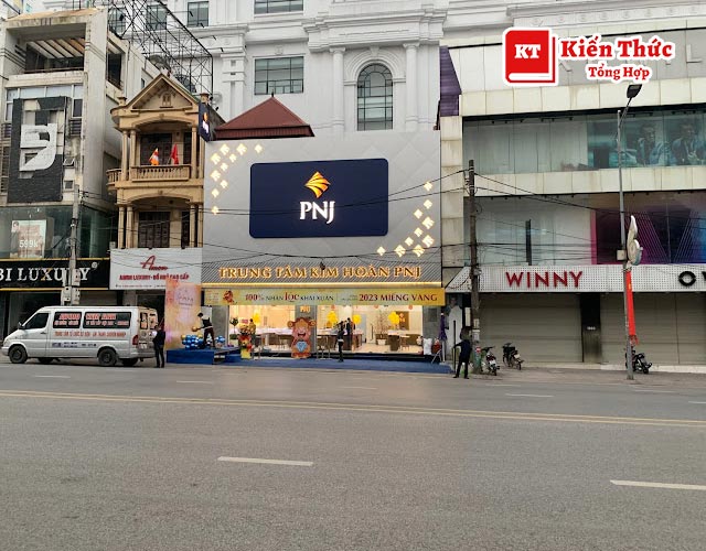 Trung tâm kim hoàn PNJ