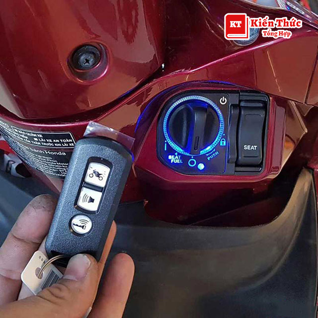 Mở cốp xe Vision Smartkey