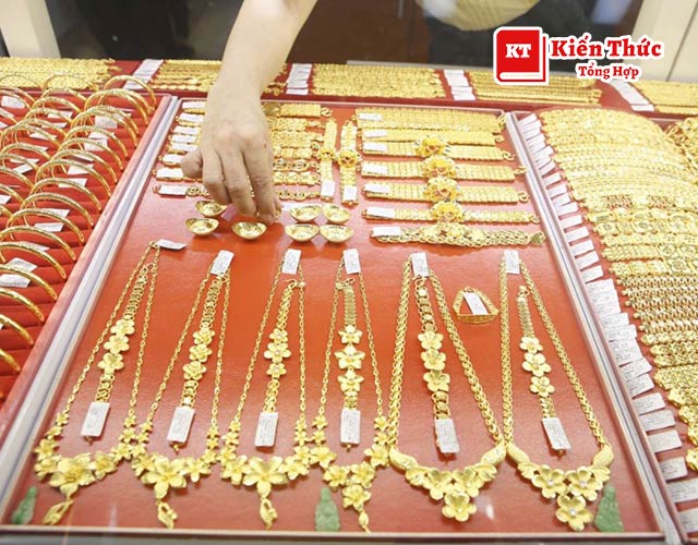 Tiệm vàng Bạc Trí