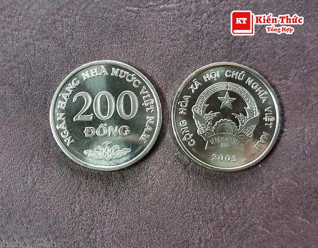 Xu mệnh giá 200 đồng