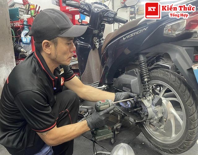 Bảo dưỡng xe máy định kỳ